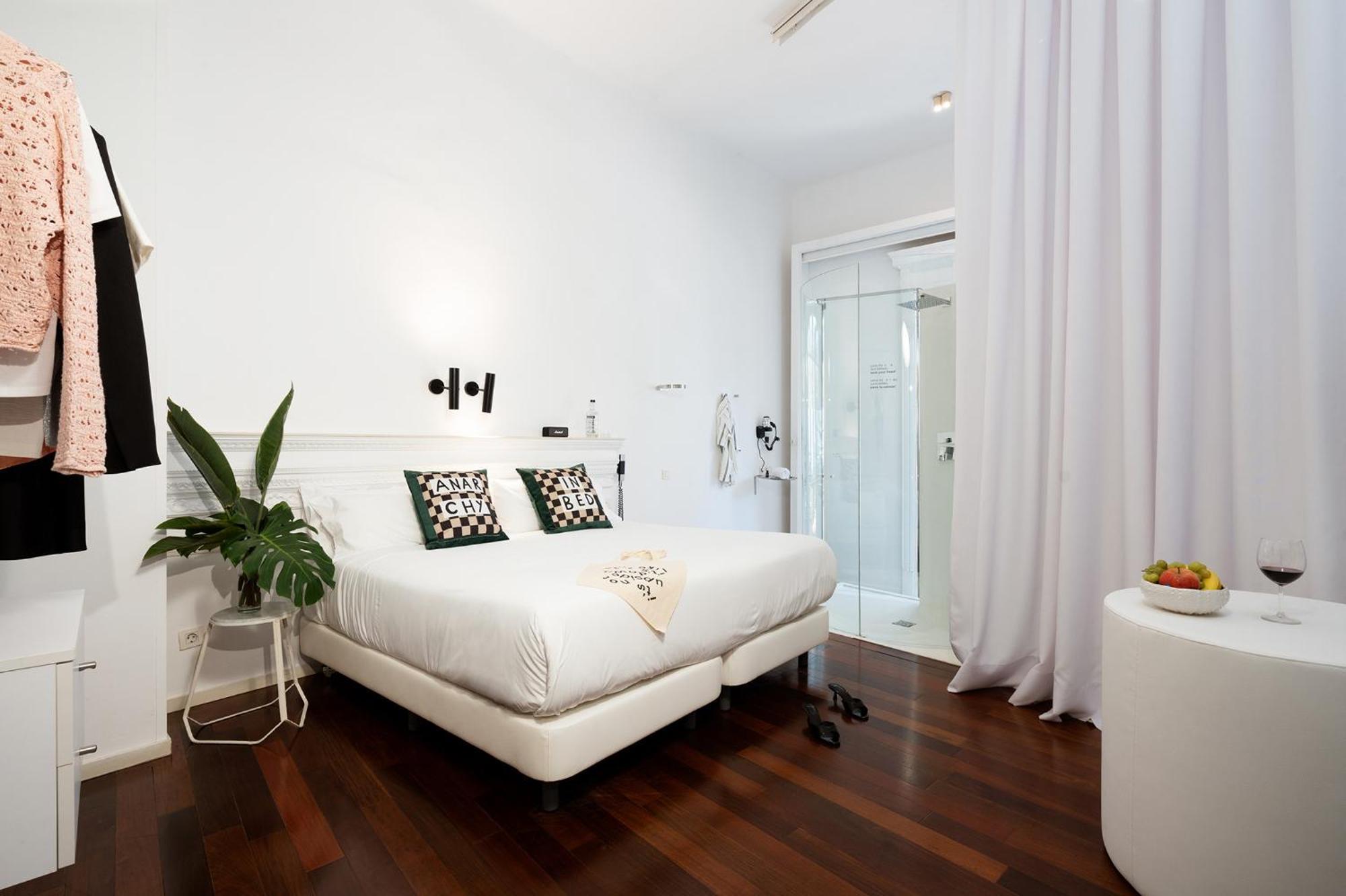 Chic & Basic Born Boutique Hotel บาร์เซโลนา ภายนอก รูปภาพ