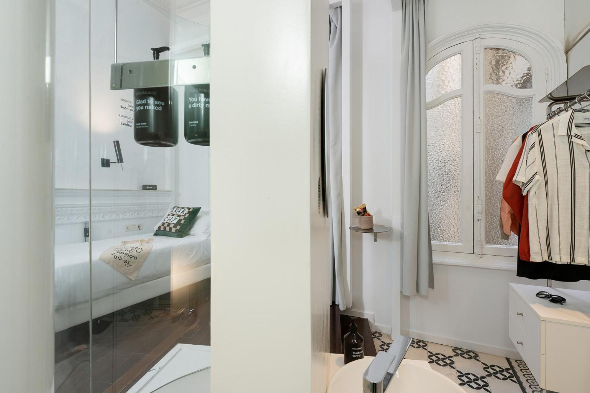 Chic & Basic Born Boutique Hotel บาร์เซโลนา ภายนอก รูปภาพ