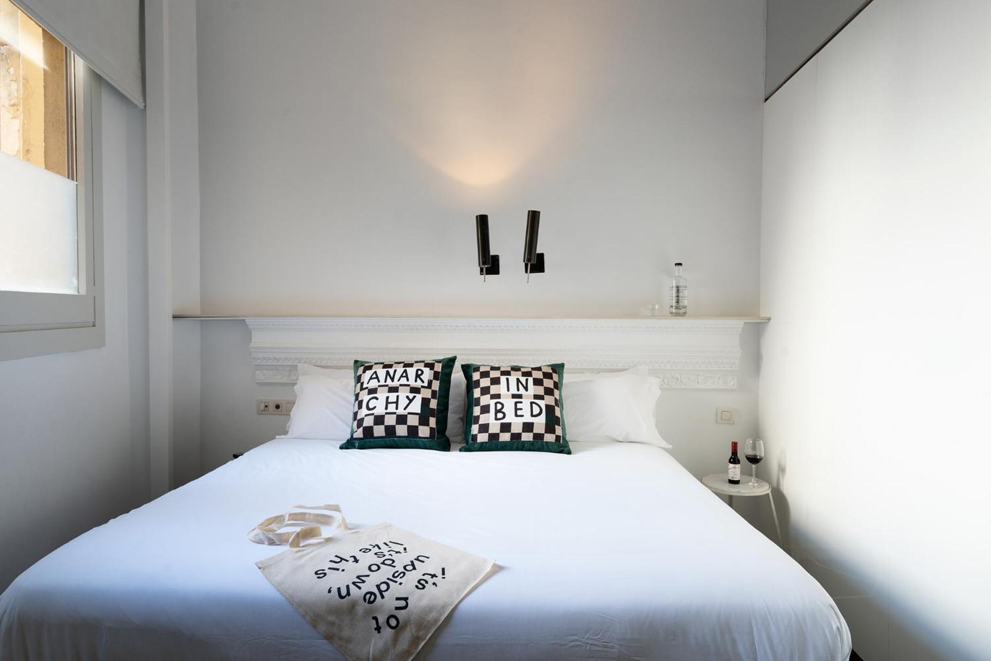 Chic & Basic Born Boutique Hotel บาร์เซโลนา ภายนอก รูปภาพ