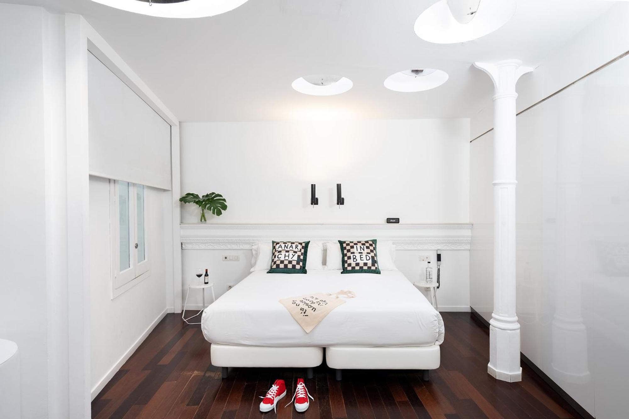 Chic & Basic Born Boutique Hotel บาร์เซโลนา ภายนอก รูปภาพ