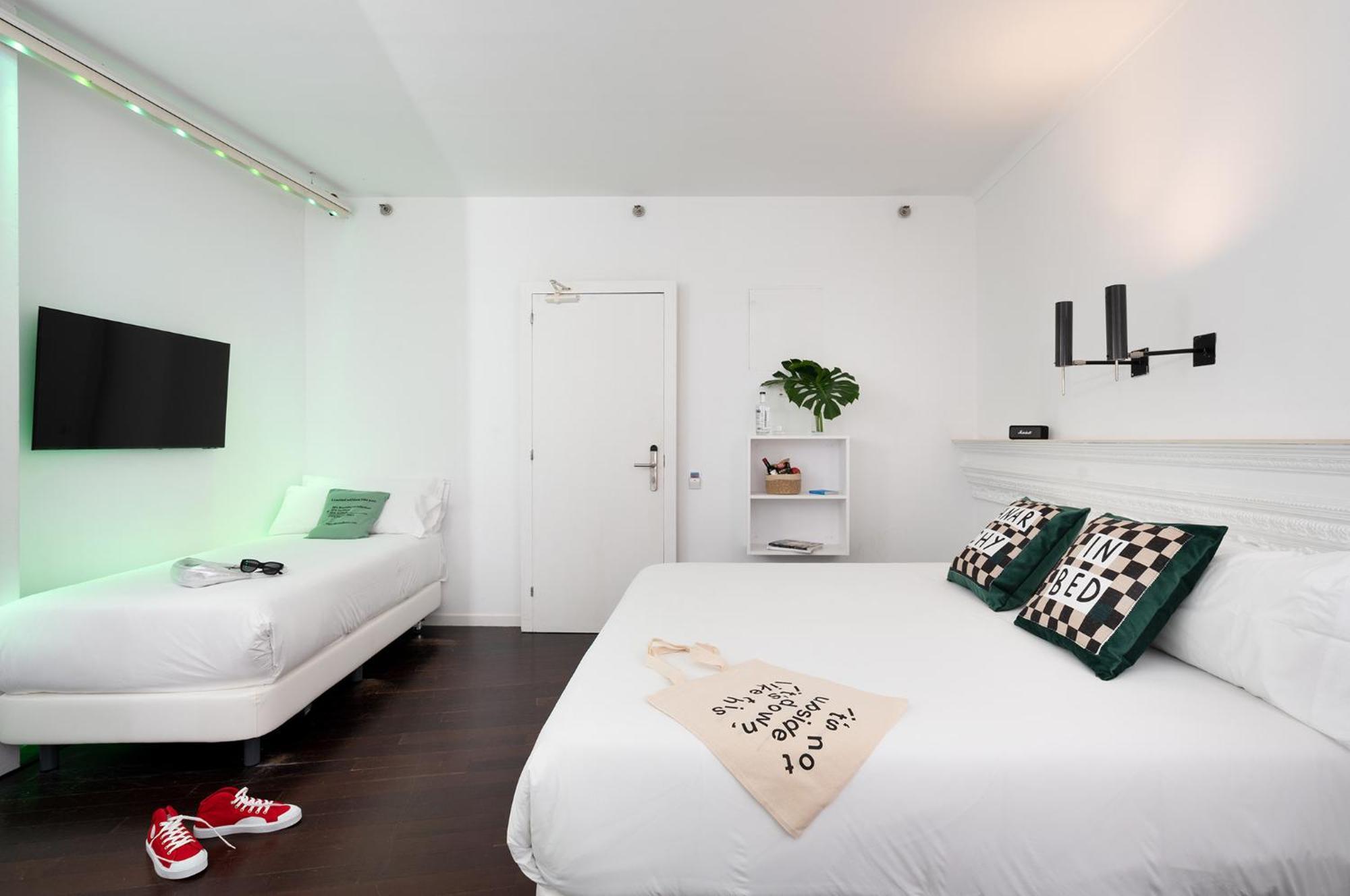 Chic & Basic Born Boutique Hotel บาร์เซโลนา ภายนอก รูปภาพ
