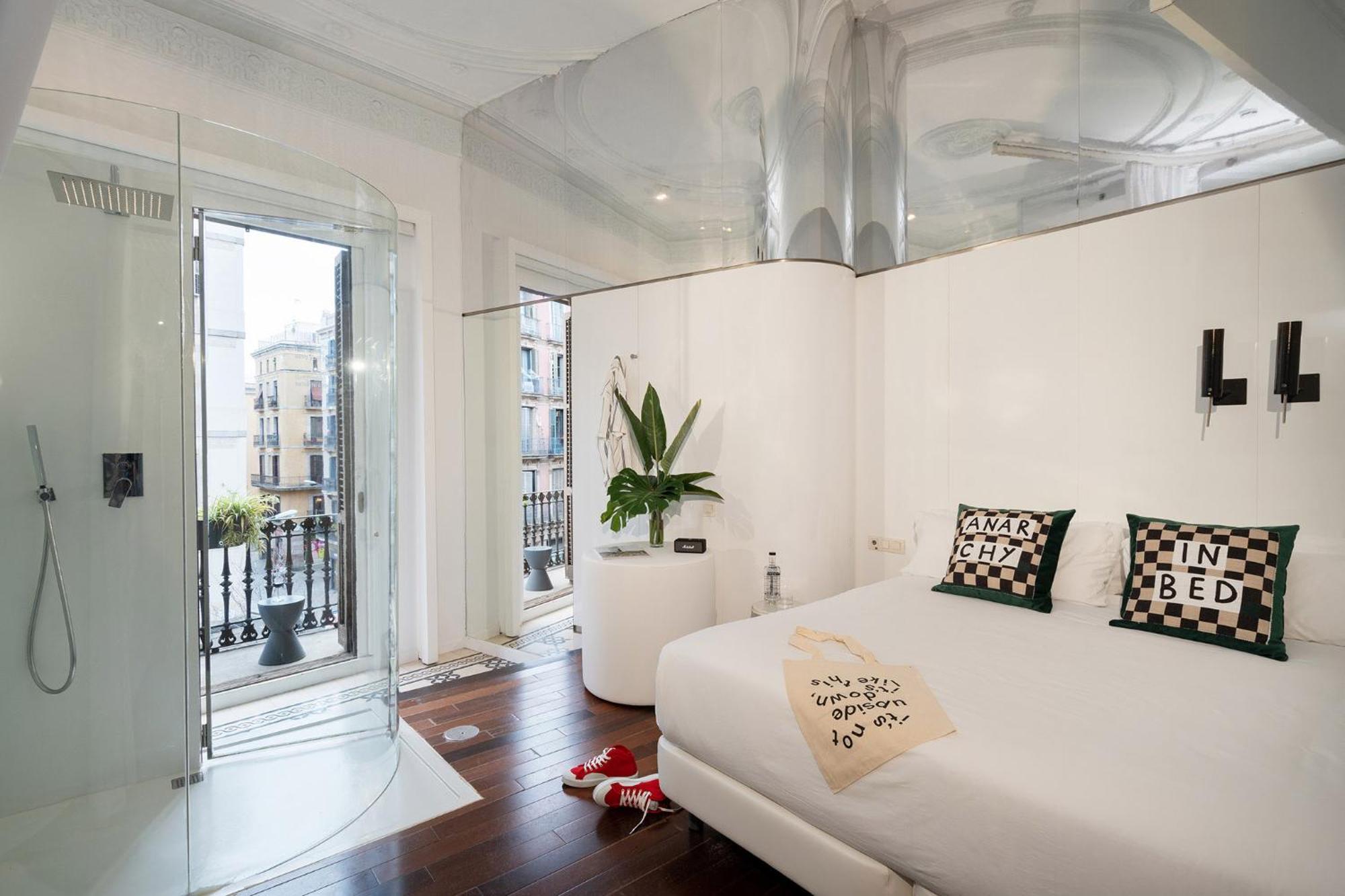 Chic & Basic Born Boutique Hotel บาร์เซโลนา ภายนอก รูปภาพ
