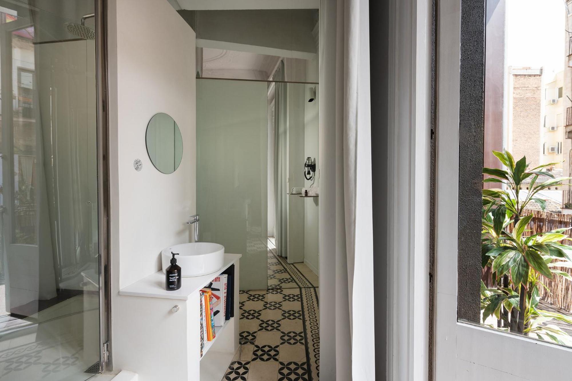 Chic & Basic Born Boutique Hotel บาร์เซโลนา ภายนอก รูปภาพ