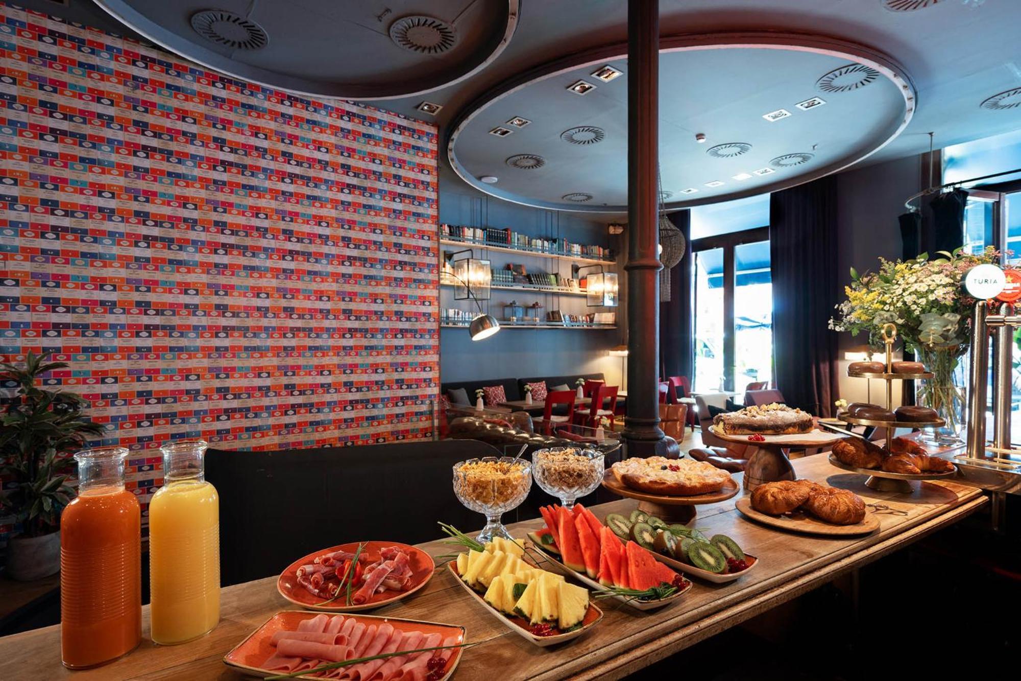 Chic & Basic Born Boutique Hotel บาร์เซโลนา ภายนอก รูปภาพ