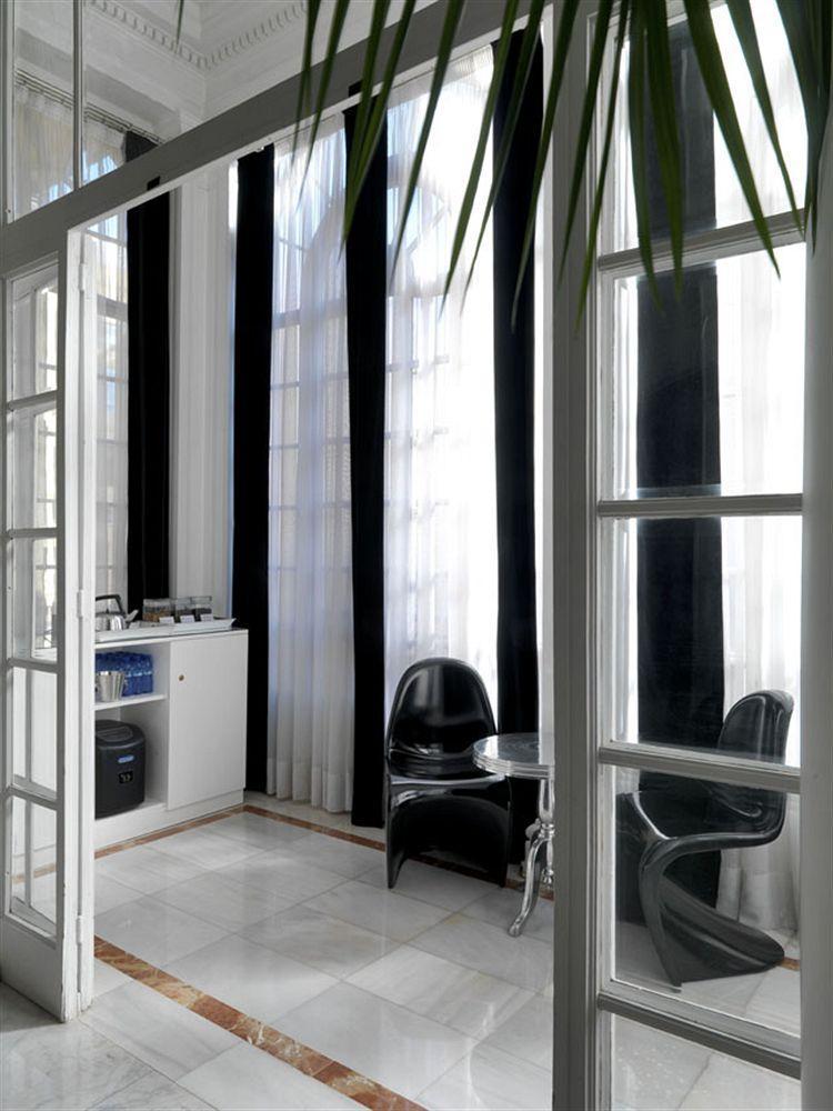 Chic & Basic Born Boutique Hotel บาร์เซโลนา ภายนอก รูปภาพ