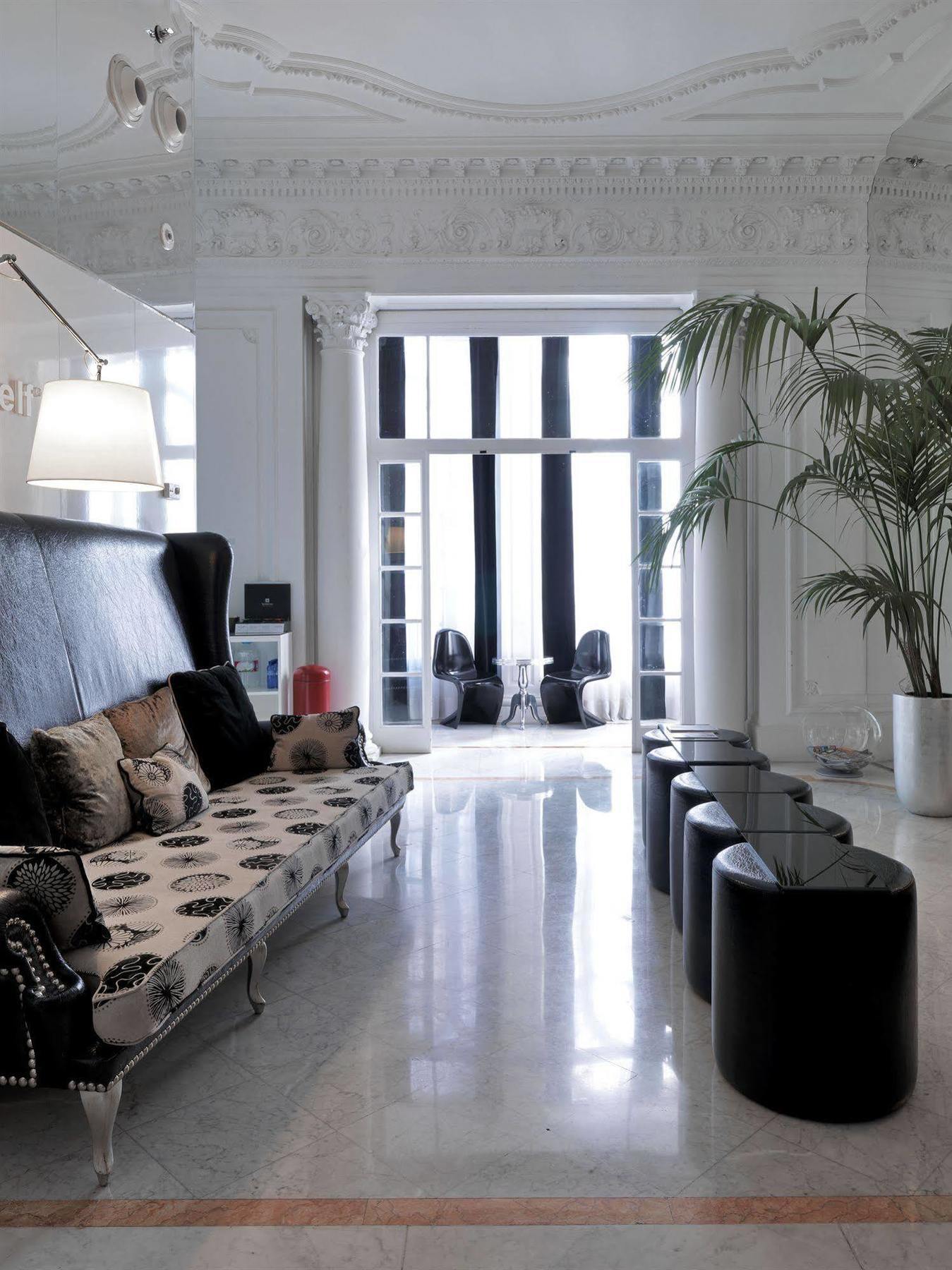 Chic & Basic Born Boutique Hotel บาร์เซโลนา ภายนอก รูปภาพ
